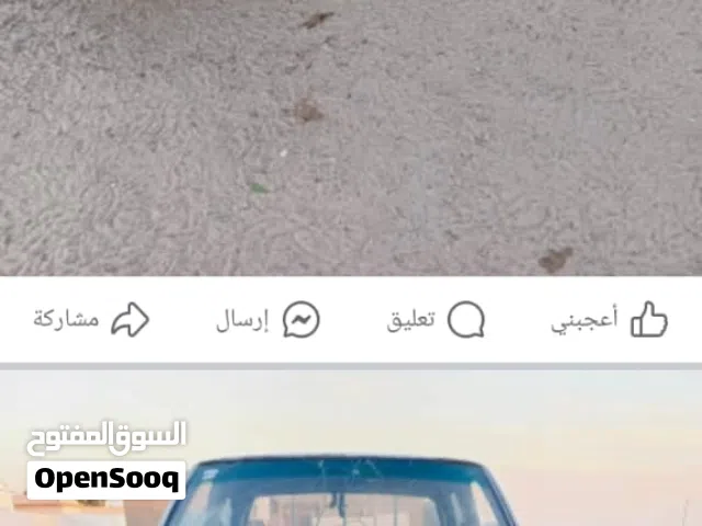1990 نيسان داتسون