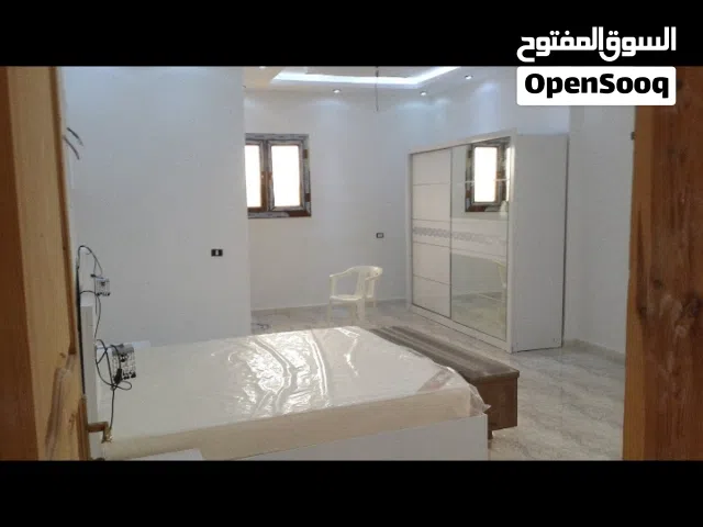 دار نوم تتكون من 5 قطع تركيه استعمال سنه استعمال نضيف