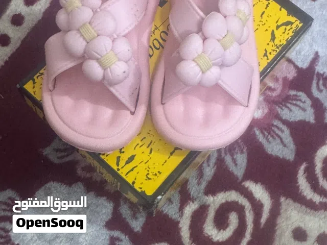 حذاء جديد يلبس قياس20-21