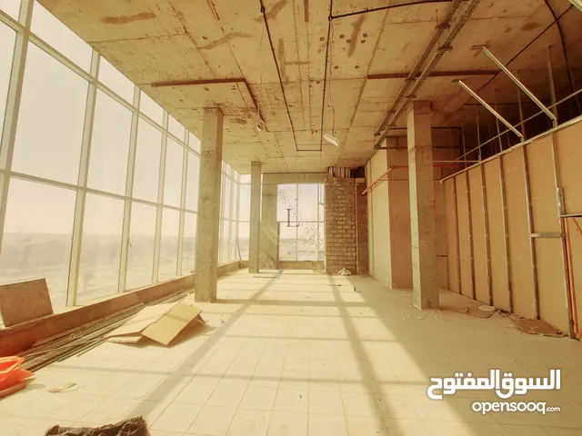 Modern Prime Commercial ShopElevator Central AC