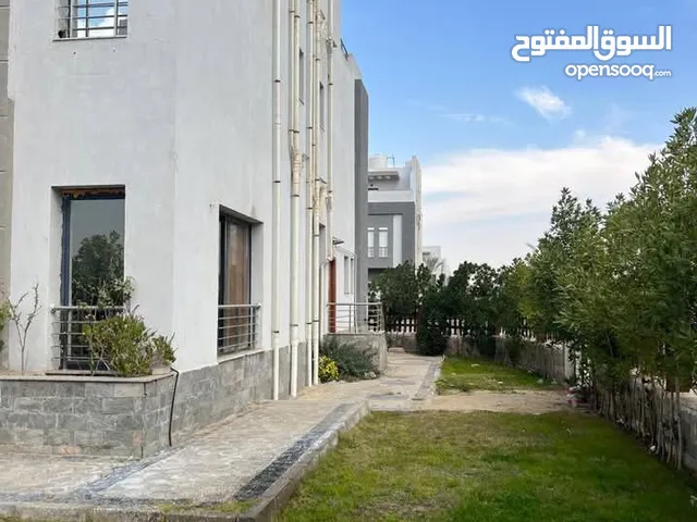 توين هاوس فيلا في كمبوند وصال