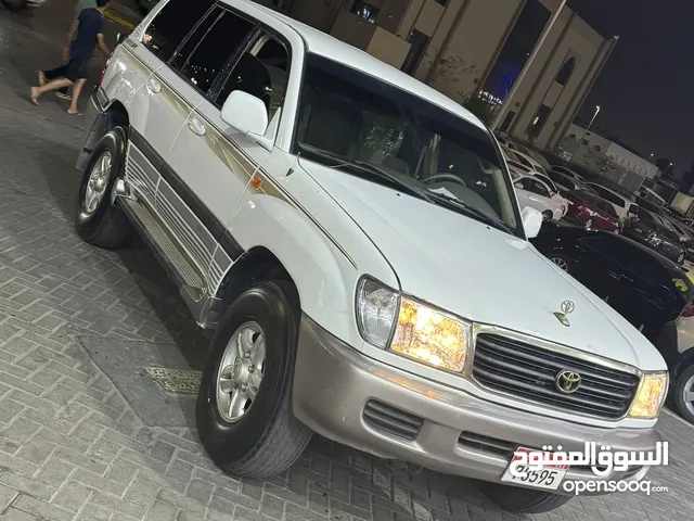 Used Toyota Land Cruiser in Abu Dhabi