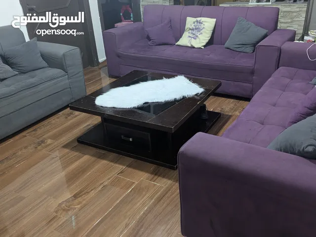 طقم كنب بحالة جيدة