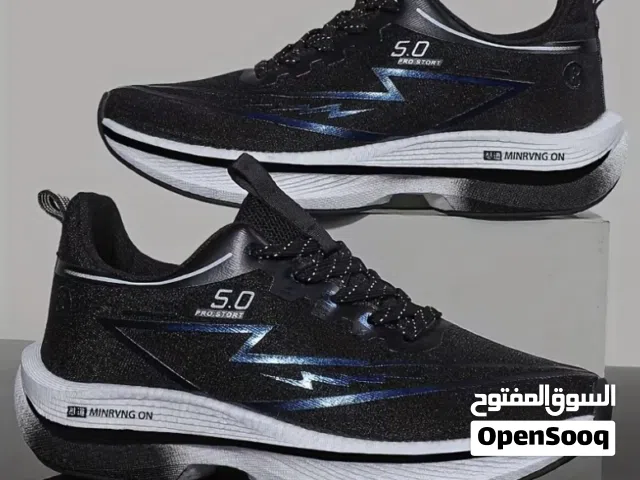 احذية رياضيه للماراثون وللانديه الرياضيه خفيفه ومريحه للجنسين