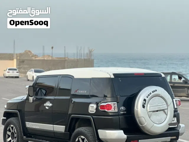 Used Toyota FJ in Misrata