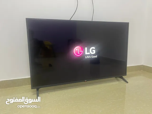 شاشة LG بحالة ممتازة جدا