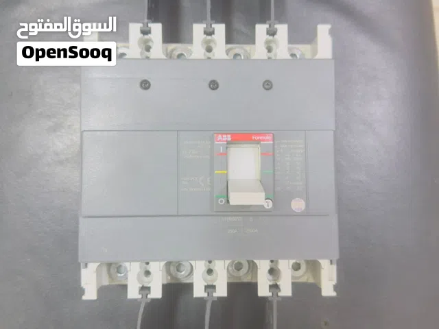 فاصل كهربائي إيطالي abb 250 A اربعة مداخل  جديد