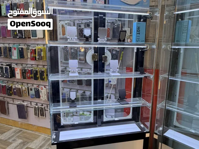 عارضة و جام خانة موبايلات او اكسسوار اقرة الوصف