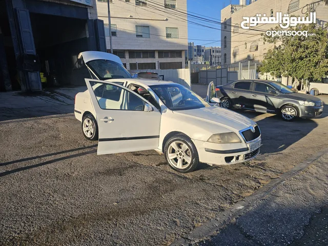 للبيع سكودا نيو 2008