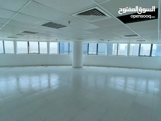 مكاتب ب الفاكون تاور للبيع