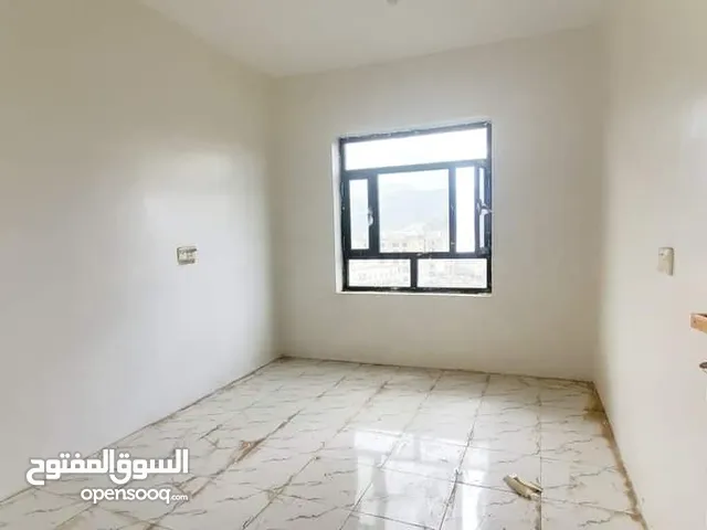 120 m2 4 Bedrooms Apartments for Sale in Sana'a Hayi AlShabab Walriyada