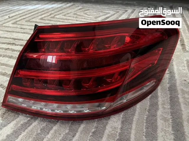 فرده ضو سيارة مستعمل Mercedes-Benz E200 AMG (2014)