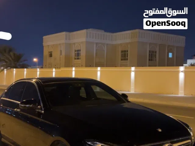 Mercedes E300