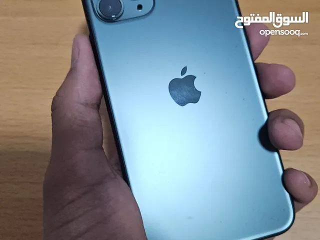 ايفون 11 برو نسبة بطارية 92٪ بسعر 110 ريال.