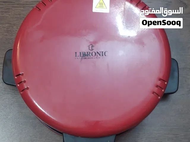 خبازة وصانعة بيتزا ليبرونيك الأصلية 2 في 1 بحالة ممتازة  60 قفل