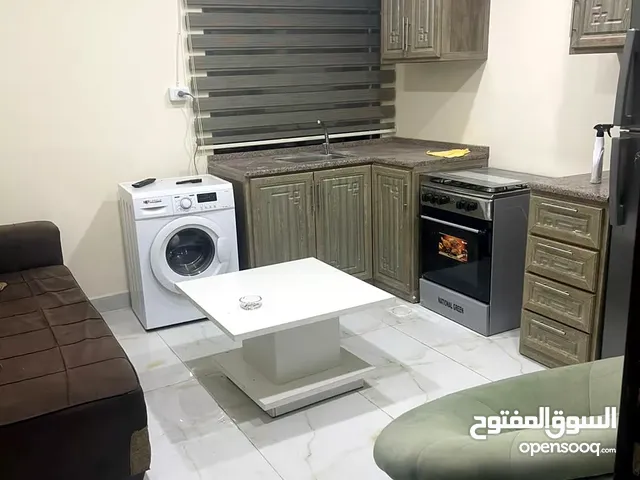 75 m2 2 Bedrooms Apartments for Rent in Amman University Street