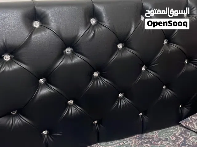 سرير بوكس هيدروليك مجوز مع فرشة للبيع