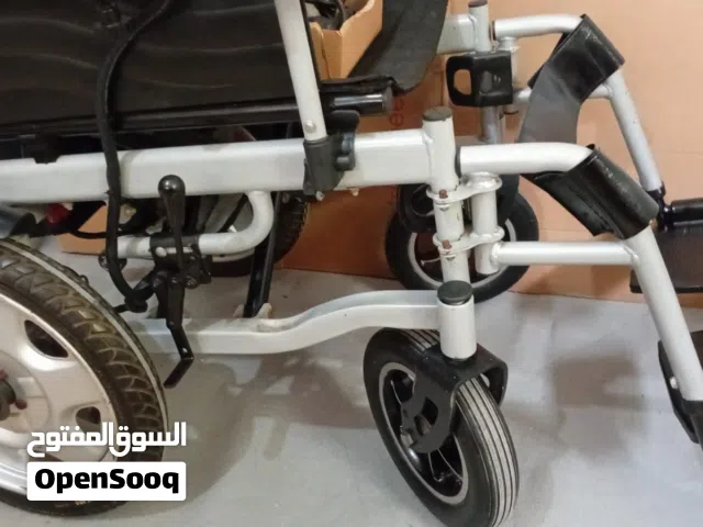 كرسي متحرك كهربائي