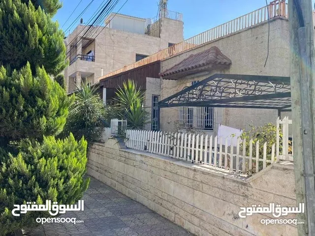 500 m2 More than 6 bedrooms Villa for Sale in Amman Dahiet Al Ameer Rashed