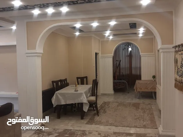 185 m2 3 Bedrooms Apartments for Sale in Amman Medina Street