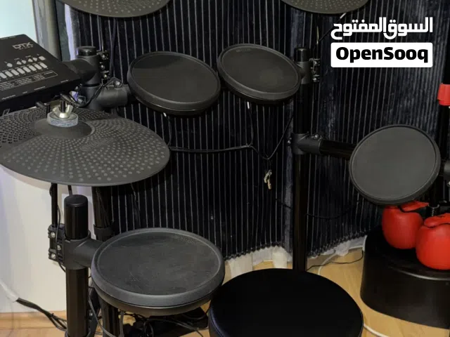 Yamaha DTX Electronic Drum Kit + Chair – Excellent Condition