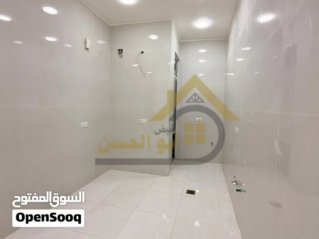 100 m2 2 Bedrooms Townhouse for Rent in Basra Basra Sports City