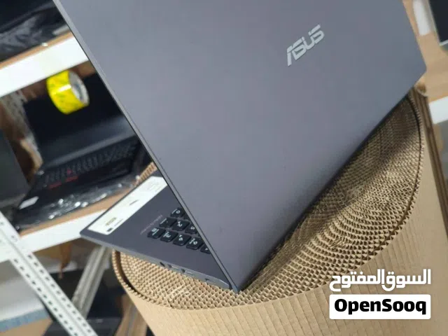 i3-6300u Ram 8gb Nvme SSD 120gb  Intel UHD graphics   Screen 15.5 full K