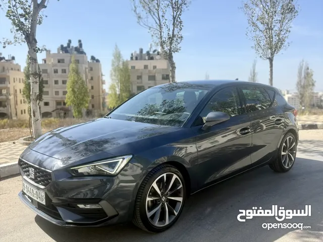Seat Leon موديل 2021  صيانة كاملة بالشركة  بدون حوادث