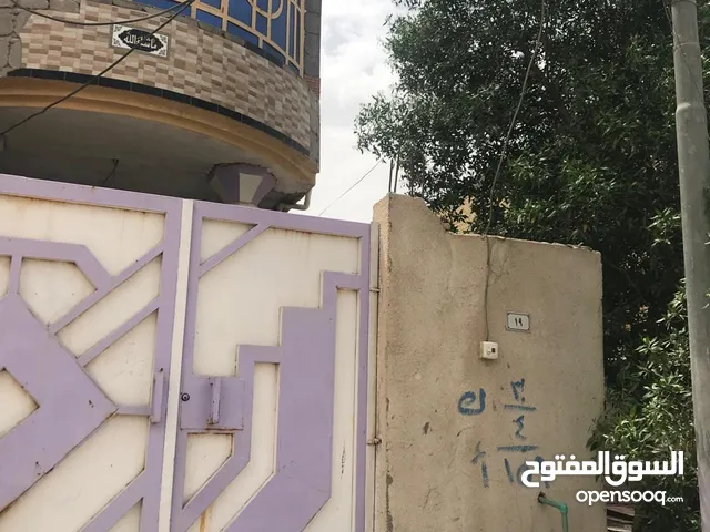 100 m2 5 Bedrooms Townhouse for Sale in Basra Khadra'a