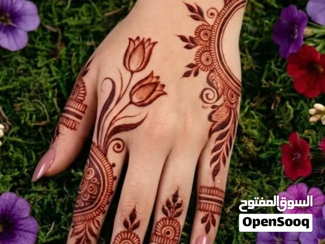 Arabic Henna Artist in Muscat