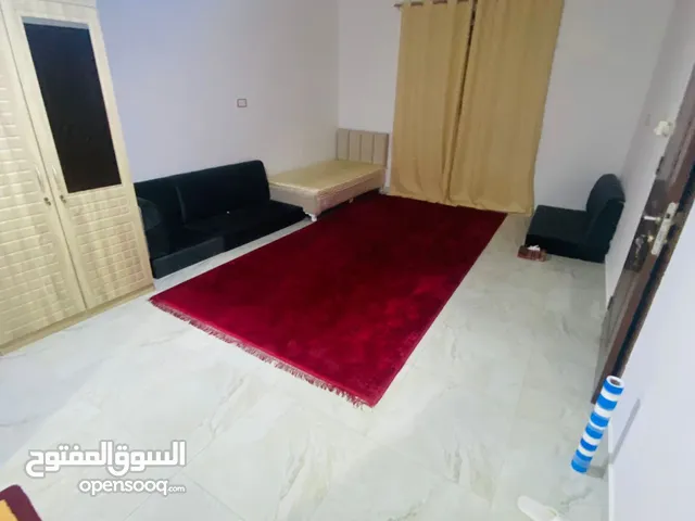 90 m2 1 Bedroom Apartments for Rent in Muscat Al-Hail