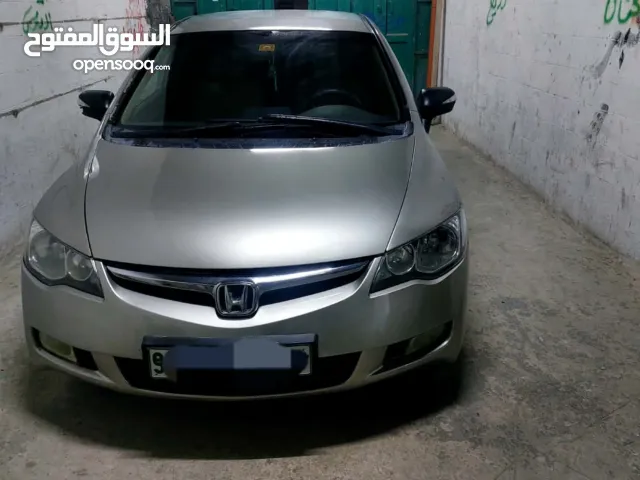 هوندا سفيك للبيع 2006 دهان جديد خاليه من القص الطولي والعرضي التواصل عليه واتس اب