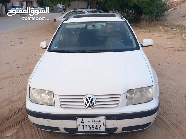 Volkswagen ID 4 2004 in Tripoli