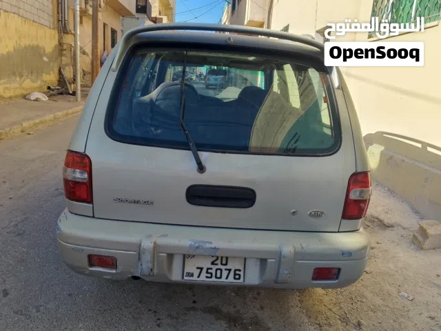 كيا سبورتاج 2001