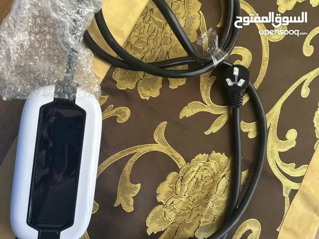 شاحن صيني جديد غير مستخدم