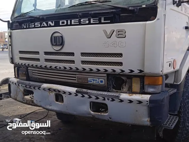 Tipper Nissan 1993 in Hadhramaut