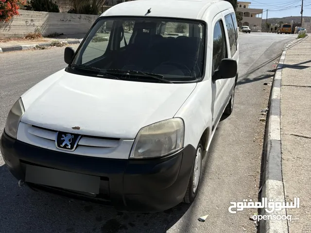 بيجو بارتنر موديل 2011
