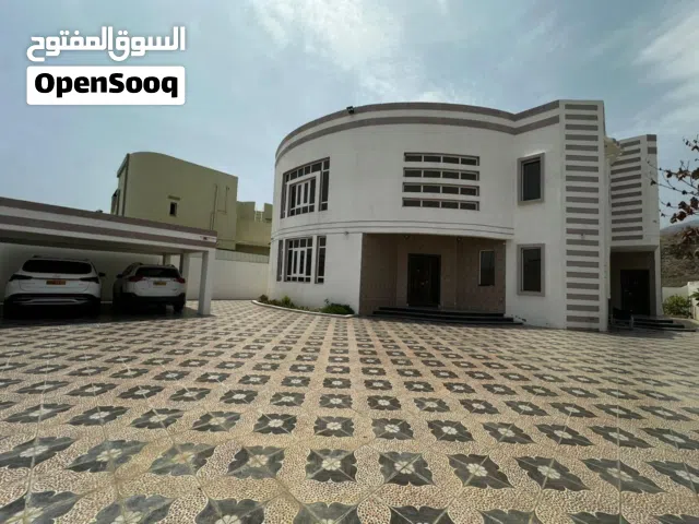 470 m2 More than 6 bedrooms Townhouse for Rent in Al Dakhiliya Sumail