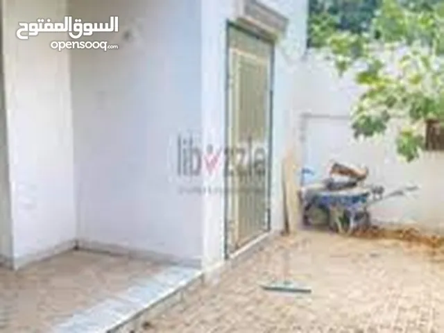 180 m2 4 Bedrooms Townhouse for Rent in Tripoli Abu Saleem