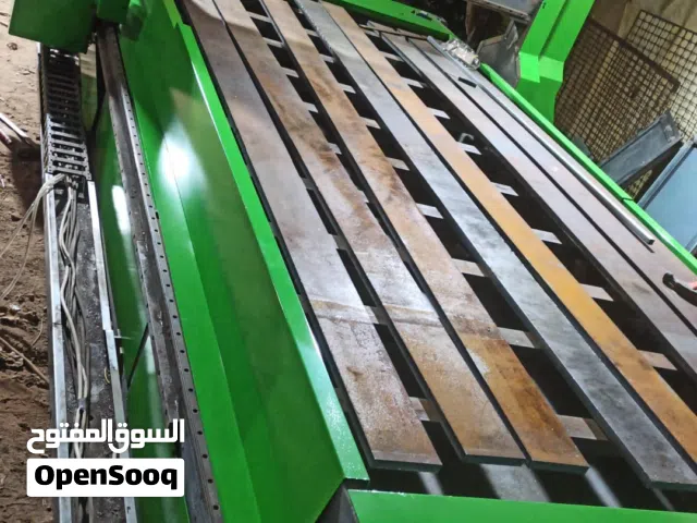 ماكنة سي ان سي حجر