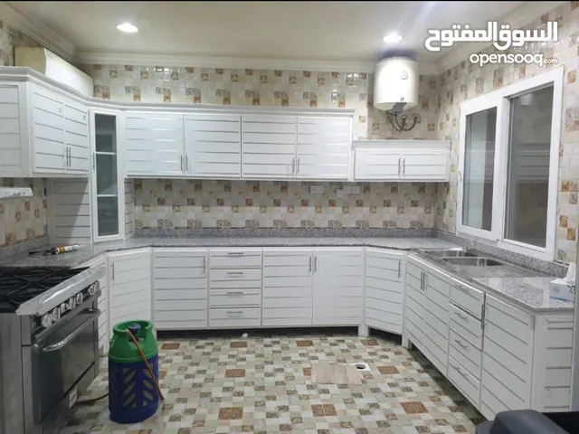 making kitchen cabinet and maintenance