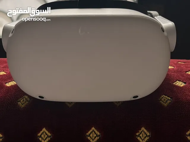 Vr meta quest 2 في ار