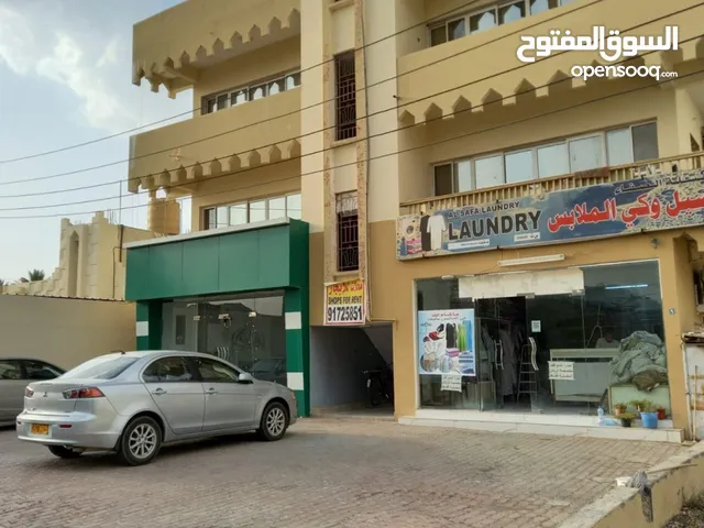 للبيع مبنى سكني تجاري في نزوى