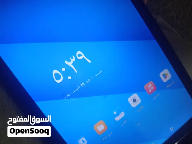 جهاز سمارت تابلت الجهاز يمتاز بمساحه كبيره 512 جيجا و 8 جيجا رام بسهوله الاستعمال الجهاز ينفع للدراس
