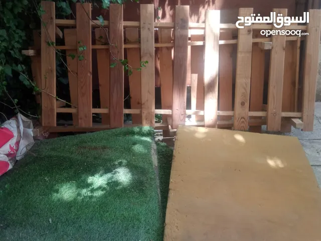 أغراض غرف نوم للبيع