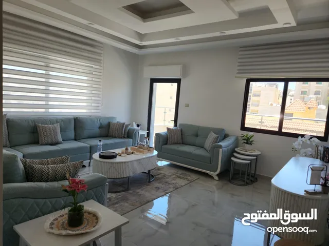 شقة مميزة للبيع 110 بسعر مغري جدا جدا سعر الشراء مع مطبخ راكب في أم حجير