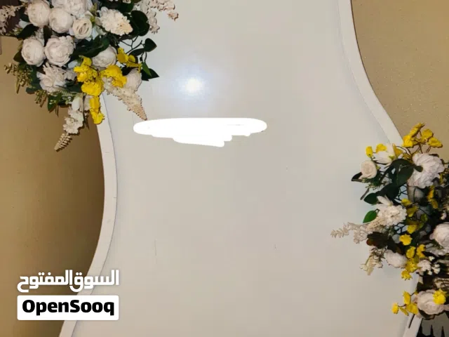 لوحة ديكور مناسبات قعدا شبه جديدة
