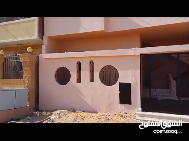 للبيع قطعه 209 متر علي الحزام الأخضر بدروم+ أرضي
