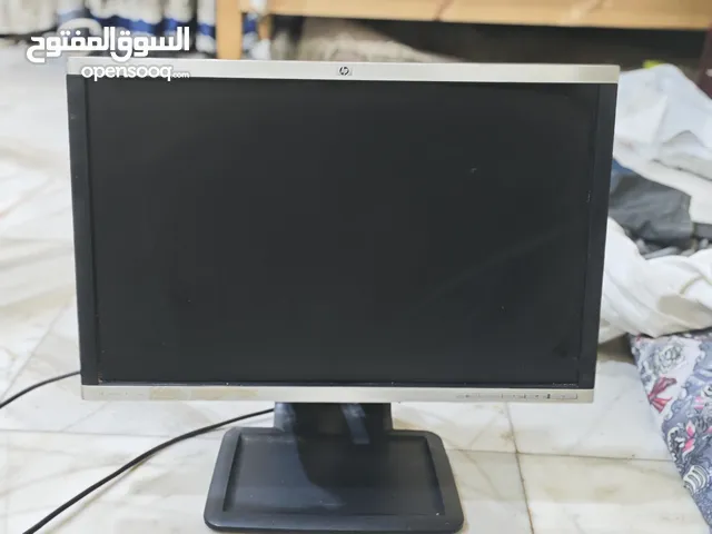 شاشة hp حجم 24 شغالة نظيفة