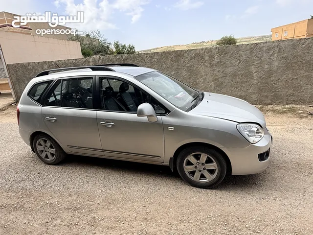 كيا kارنص Kia Caren’s 2009
